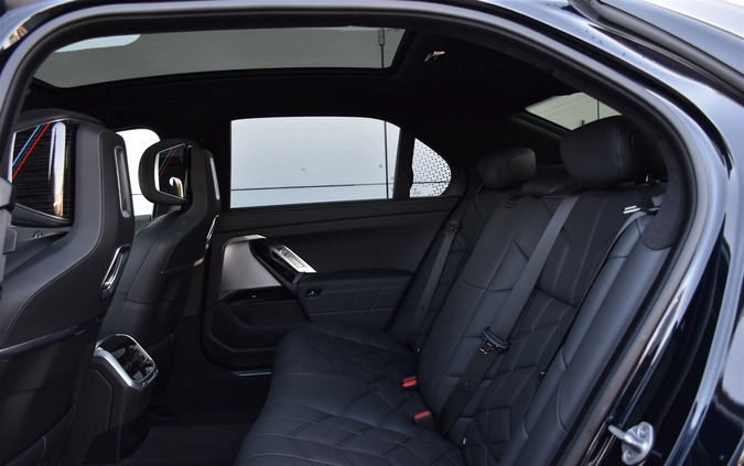 BMW Seria 7 cena 539900 przebieg: 15000, rok produkcji 2022 z Lubin małe 407